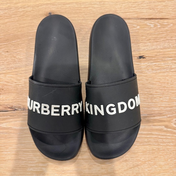 Burberry slides - Picture 1 of 2